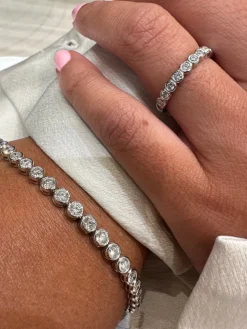 Bezel Set Round Diamond Tennis Bracelet