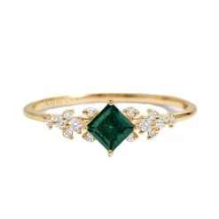 Lab Grown Diamond Petal Green Emerald Ring