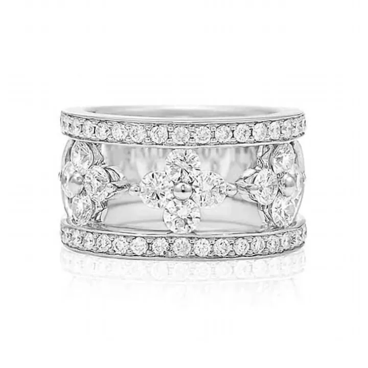 Lily Diamond Ring