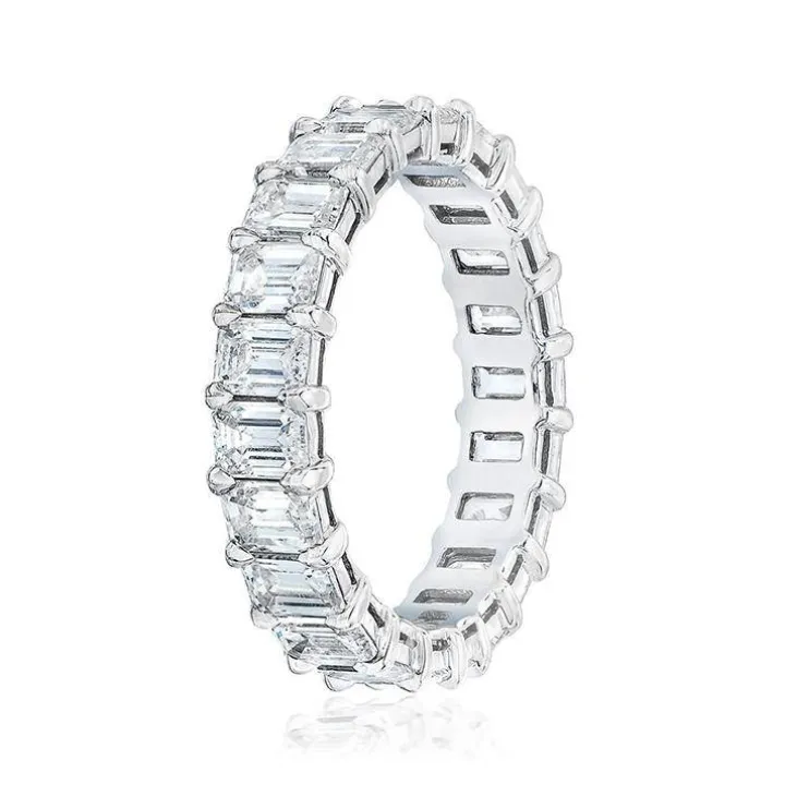 Petite Emerald Wedding Band