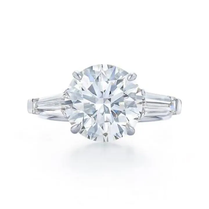 Round Diamante Engagement Ring