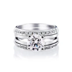 Round Ellipse Engagement Ring