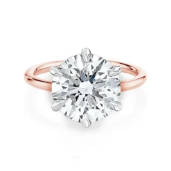 Round Lara Engagement Ring