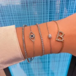 Round Solitaire Diamond Bracelet