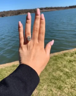 Seamless Oval Halo Engagement Ring