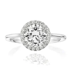 Seamless Round Halo Engagement Ring With Plain Band