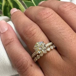 Snowfall Round Engagement Ring