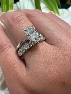 The Petra Lab Grown Diamond Band