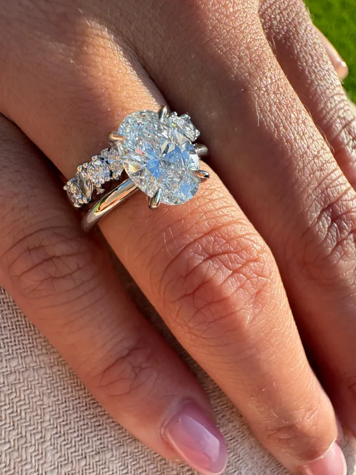 The Petra Lab Grown Diamond Band