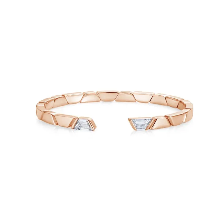 Trapeze Split Eternity Band
