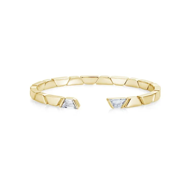 Trapeze Split Eternity Band